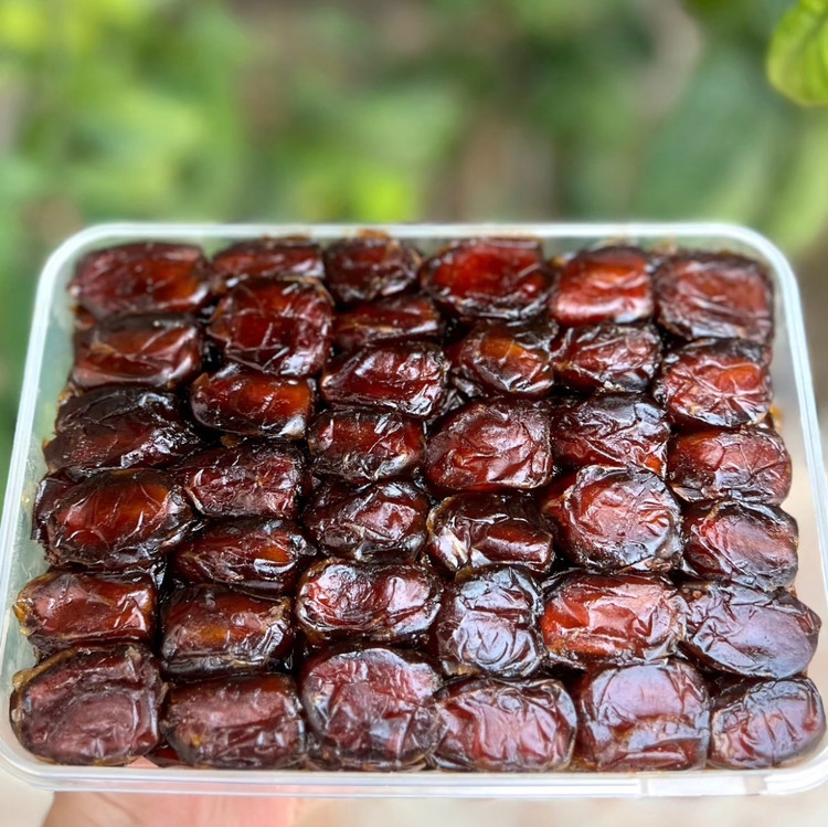 خرما کبکاب بدون شیره (نیم کیلوگرم)