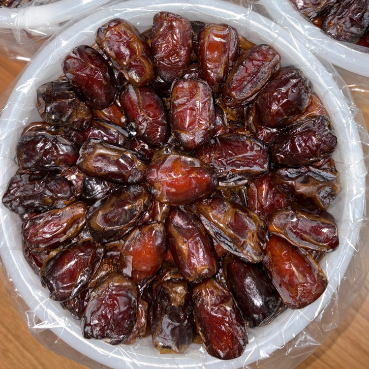 خرما کبکاب سه کیلویی با شیره خرما مرغوب