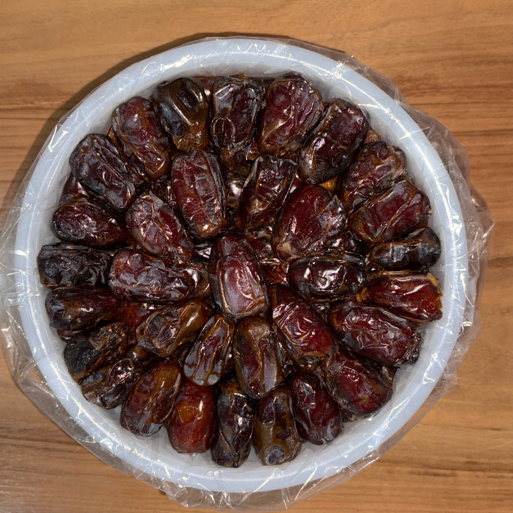 خرما کبکاب سه کیلویی با شیره خرما مرغوب