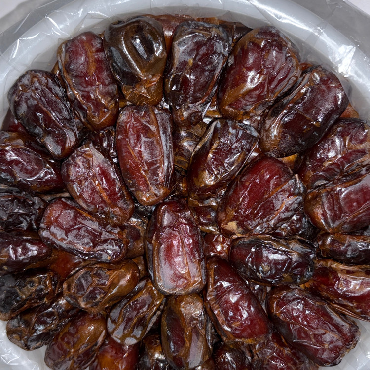 خرما کبکاب سه کیلویی با شیره خرما مرغوب