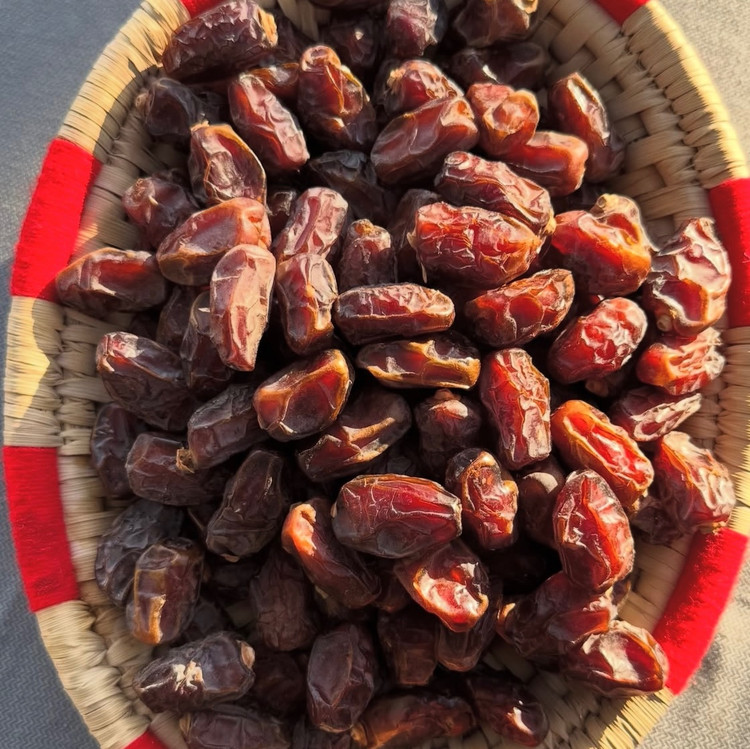 خرما کبکاب تازه بدون افزودنی وشیره (نیم کیلویی)