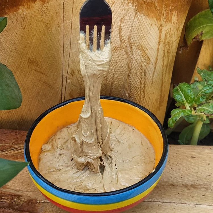 حلوا ارده- حلوا کشی باشیره خرما و ارده (نیم کیلویی)