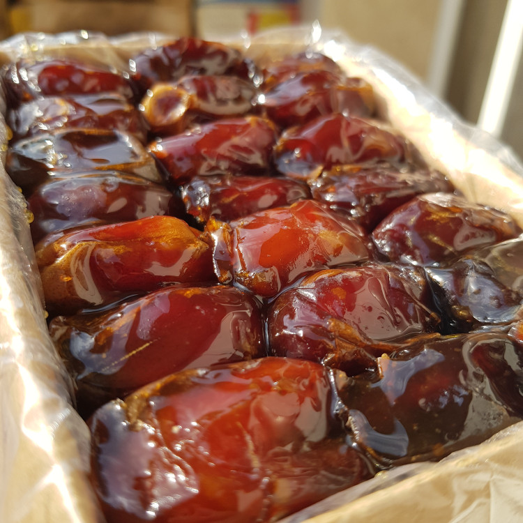 خرما کبکاب با شیره برند ماهور(سه کیلو)