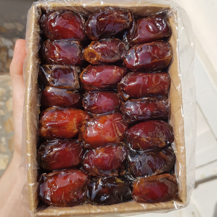 خرما کبکاب با شیره برند ماهور(سه کیلو)