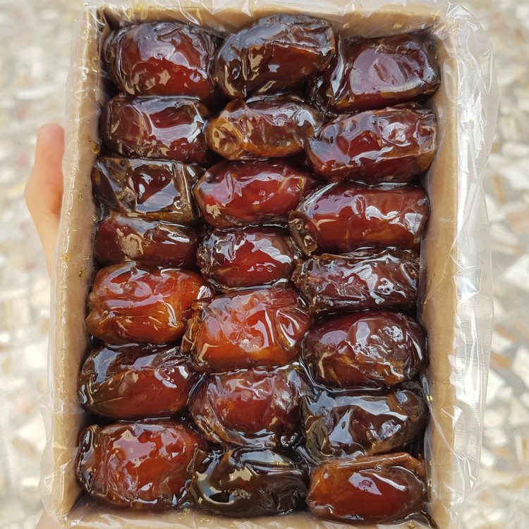 خرما کبکاب با شیره برند ماهور(سه کیلو)
